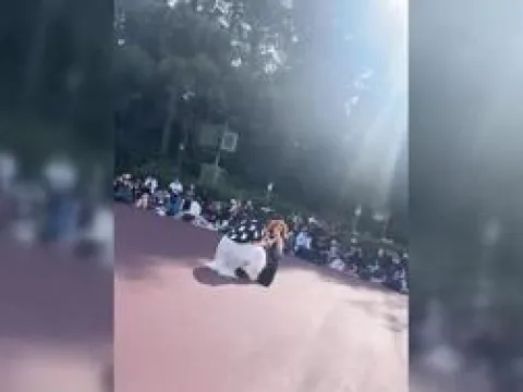 Fransa'da protestolar alevlendi, sokaklar savaş alanına döndü - fotoğraf 2