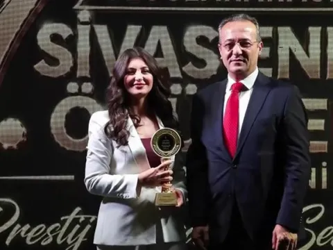 Demirören Medya'ya ödül yağdı: Demirören Medya TV Grup Başkanı Murat Yancı'ya en anlamlı ödül - fotoğraf 1