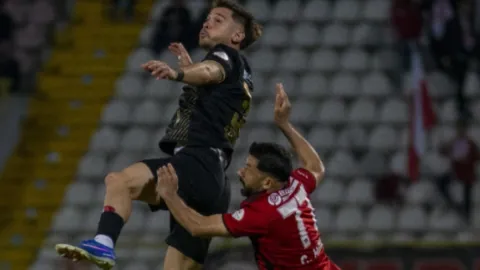 Vanspor FK'dan 3 gollü galibiyet