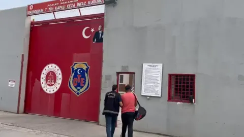 Vergi Kanununa Muhalefetten Tutuklama