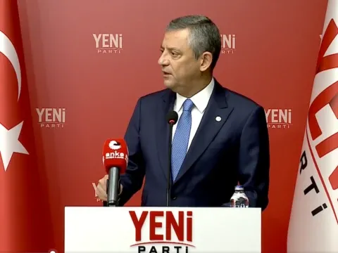 Özgür Özel'den Cemil Tugay açıklaması: İhanet edeceğini bilsek aday göstermezdik - fotoğraf 1