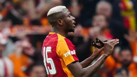 Victor Osimhen: Şampiyon olmak için derbileri kazanmak önemli