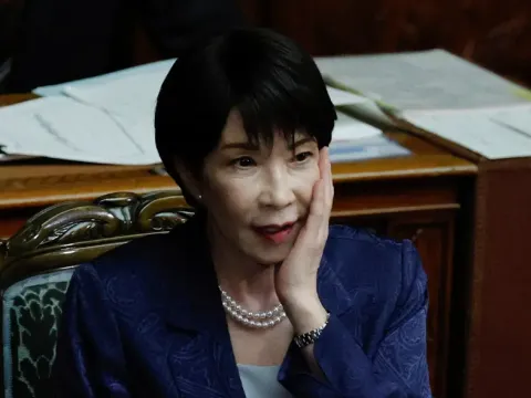 Japonya'nın kadın başbakanı ev işlerinden dert yandı - fotoğraf 1