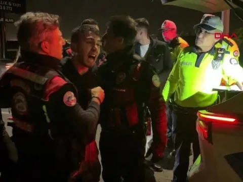 "Dershane parası" cezaya gitti! 17 yaşındaki sürücü "dur" ihtarına uymadı - fotoğraf 1