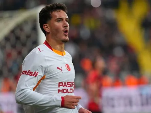 Galatasaray Deniz'le 'Gül'dü! - fotoğraf 1