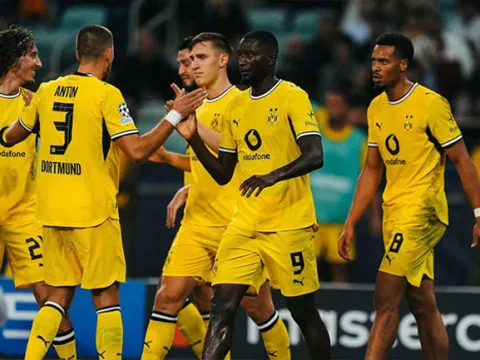 Dortmund'dan devrim gibi proje! 'Taraftar modu' ile telefonlar daha az kullanılacak - fotoğraf 3