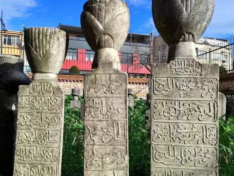 Türkiye’nin taşlara kazınmış hafızası kayıt altına alınıyor! 18 ilde yaklaşık 7 bin mezar taşı ve kitabe belgelendi - fotoğraf 4