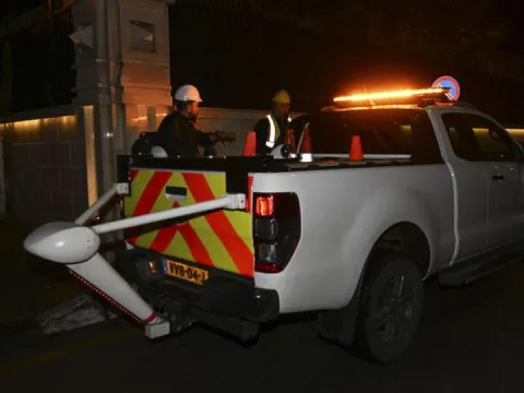 Elektrik kaçağına karşı caddelerde özel araçla tarama - fotoğraf 1