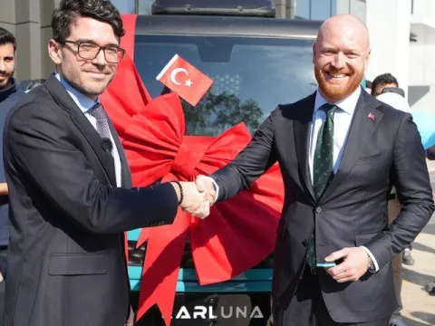 Yerli üretim ticari araç yollarda - fotoğraf 2