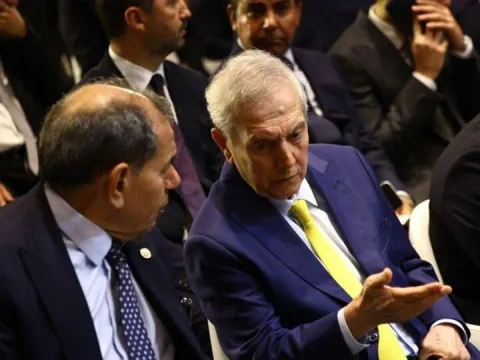 Özbek'in 18, Yıldırım'ın 54. derbisi! - fotoğraf 1