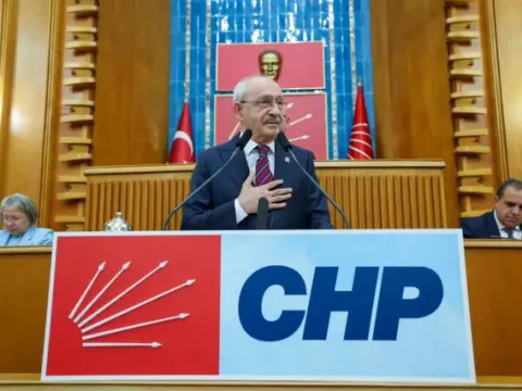 CHP'de 48 kişi partiden ihraç edildi: Listede kimler var? - fotoğraf 1