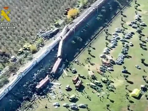 İspanya'yı sarsan tren kazası nasıl gerçekleşti? Korkunç hata ortaya çıktı - fotoğraf 3
