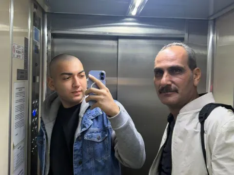 Babasından kök hücre nakli ile lösemiyi yendi - fotoğraf 4