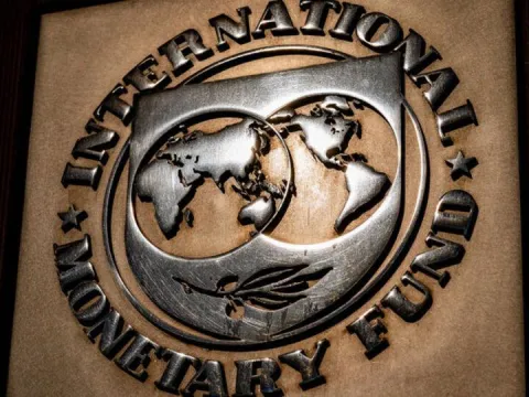 IMF dünya ekonomisinin büyüme tahminini yükseltti - fotoğraf 1