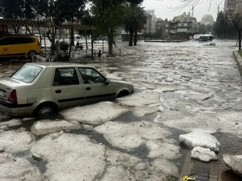 Türkiye'de ekstrem hava olayları 20 yılda 2 kattan fazla arttı: İlk sırada sel ve fırtına var - fotoğraf 3