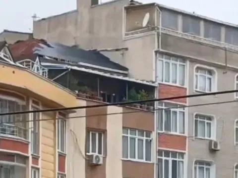 Sağanak sonrası çatıya çıkmıştı: Dengesini kaybedip düşen adam can verdi - fotoğraf 3