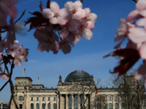 Almanya'da sigara ve alkole zam. Berlin milyarlar toplayacak - fotoğraf 1