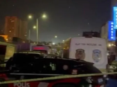 İstanbul'da müzikholde silahlı kavga: 1'i polis 2 kişi hayatını kaybetti - fotoğraf 1