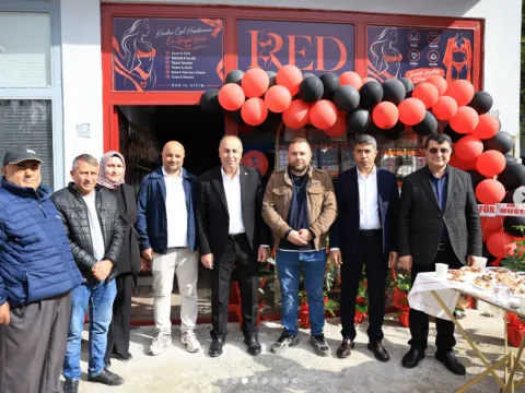 Çorum'da fantezi iç giyim mağazası dualarla açıldı - fotoğraf 1