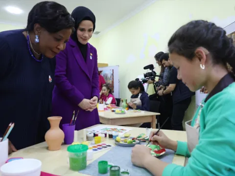 Emine Erdoğan, Özbekistan'da rehabilitasyon merkezi ve okul öncesi eğitim kurumunun açılışına katıldı - fotoğraf 3