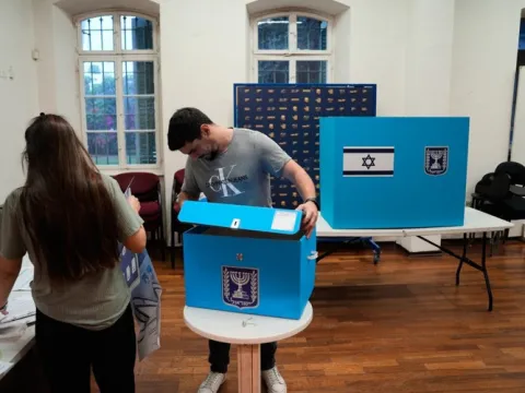 Netanyahu için kader günü! Oy verme işlemi başladı: Tüm gözler İsrail'de - fotoğraf 3