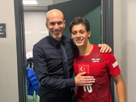 Arda Güler fotoğraf paylaştı! Mbappe'nin cevabı olay oldu - fotoğraf 1