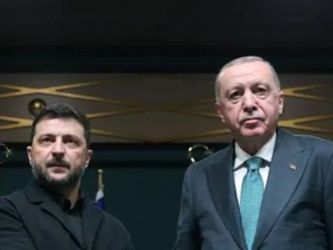 Zelenskiy bugün Türkiye'ye geliyor - fotoğraf 1