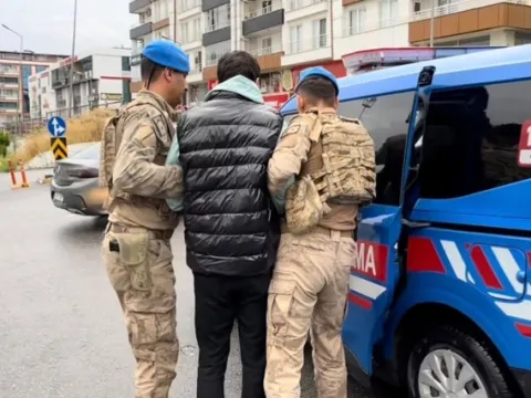8,5 milyar liralık para hareketliliği | Batman merkezli 13 ilde yasa dışı bahis operasyonunda 119 gözaltı - fotoğraf 3