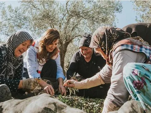 Yöneticiliği bıraktı, ilçesini üretim üssüne çevirdi! Şimdi dünyanın dört bir yanına satış yapıyor - fotoğraf 1