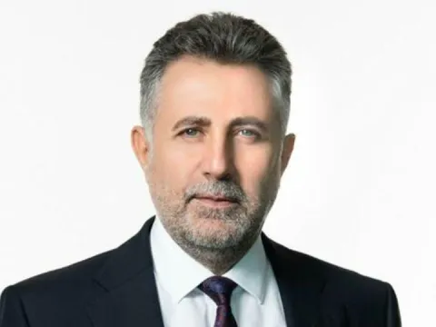 Bayraklı Belediyesi soruşturmasında 6 tutuklama - fotoğraf 1