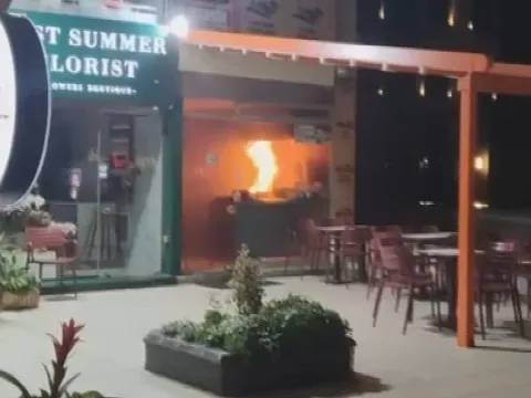 Etiler'de restoran alev alev yandı - fotoğraf 3