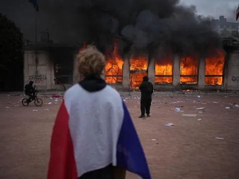 Fransa İçişleri Bakanı Nunez istifasını sundu, Macron reddetti - fotoğraf 1