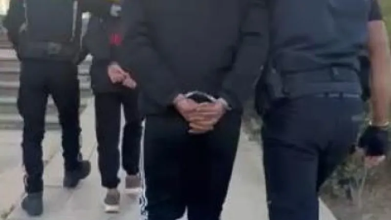 Yağma Suçundan Aranan 2 Kişi Yakalandı