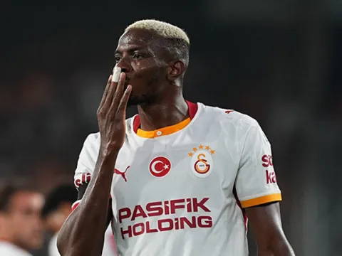 Konya'ya gitmeyip İstanbul'da kalmıştı: Maça saatler kala Galatasaray'da Osimhen gelişmesi! - fotoğraf 4