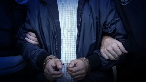 Yargıda rüşvet soruşturması: Manisa Saruhanlı Cumhuriyet Savcısı tutuklandı