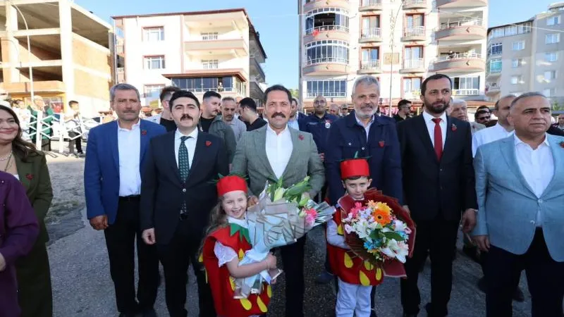 YAYLADAĞI’NDA ÇİLEK FESTİVALİ