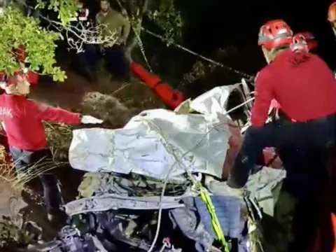 Çankırı'da feci kaza! Uçuruma yuvarlandı: 4 can kaybı - fotoğraf 1