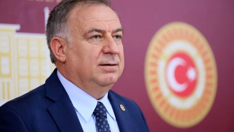 Yeni Parti'li Zeybek'ten fon soruşturmasında dikkat çeken iddialar: "Tera–Adil Varlık ilişkisi açıklanmalı"