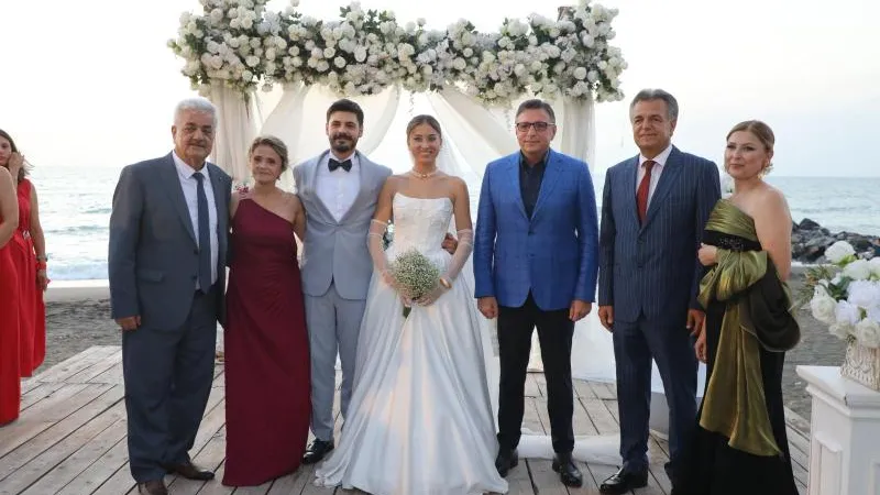 Yıldırım ve Temel Ailelerinin Mutlu Günü
