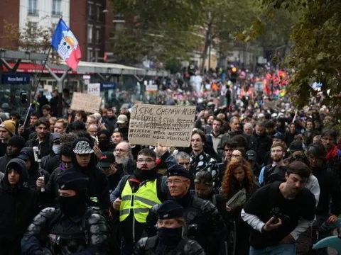 Fransa'da protestolar sürüyor - fotoğraf 4
