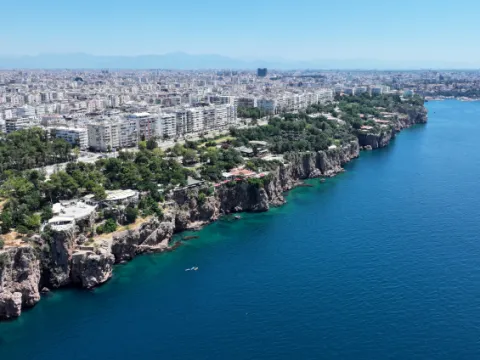 Antalya nüfusunun 5 katından fazla turist ağırladı - fotoğraf 2