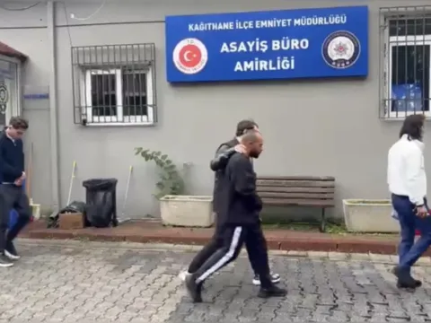 İstanbul’da 3 gün işkence yapılan 2 kişi anlattı: Sırtımızda naylon eritip, bıçakla kestiler - fotoğraf 3