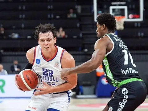 Anadolu Efes 3'te 3 yaptı! - fotoğraf 2