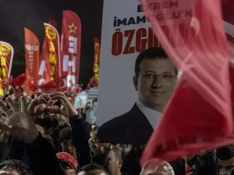 İmamoğlu'nun savunması: 'AKP döneminde 2,5 milyar dolarlık kamu zararı tespit ettik' - fotoğraf 1