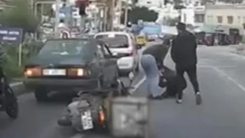 Yol ortasında kuryeye saldırdılar! 360 bin TL ceza yediler