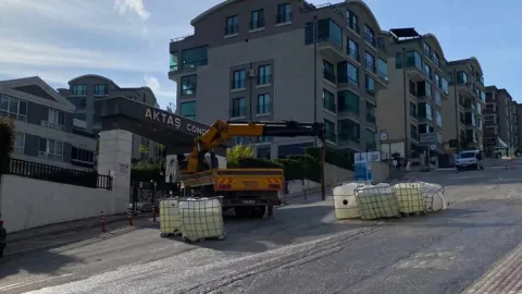 Yola zehirli asit döküldü: Tüm bölge karantinaya alındı