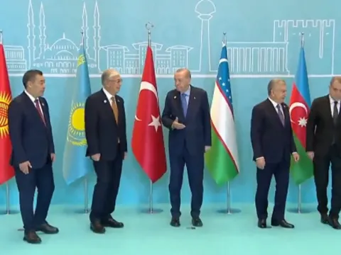 'Dilde, fikirde, işte birlik' | Cumhurbaşkanı Erdoğan'dan Türk dünyasına mesaj: Ayrılığa yer yok, hepimiz biriz - fotoğraf 5