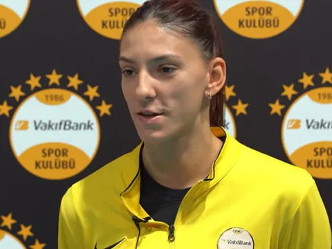 VakıfBank yıldızları Bošković, Jegdić ve Cazaute, Spor Arena'ya konuştu: '4 kupa daha kazanabiliriz' - 'Zehra'nın nasıl oynadığını gördünüz - 'En çok zorlayan Vargas' - fotoğraf 3