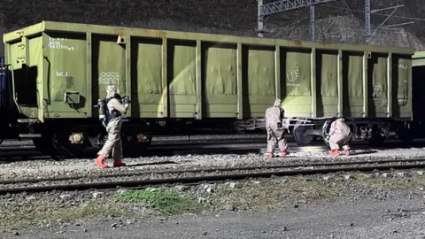 Yük treninde kimyasal sızıntı alarmı! Ekipler devreye girdi, vagon karantinaya alındı
