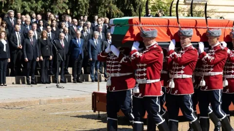 Yunanistan'da bulunan Bulgar Çarı Samuil'in naaşı Bulgaristan'a getirildi